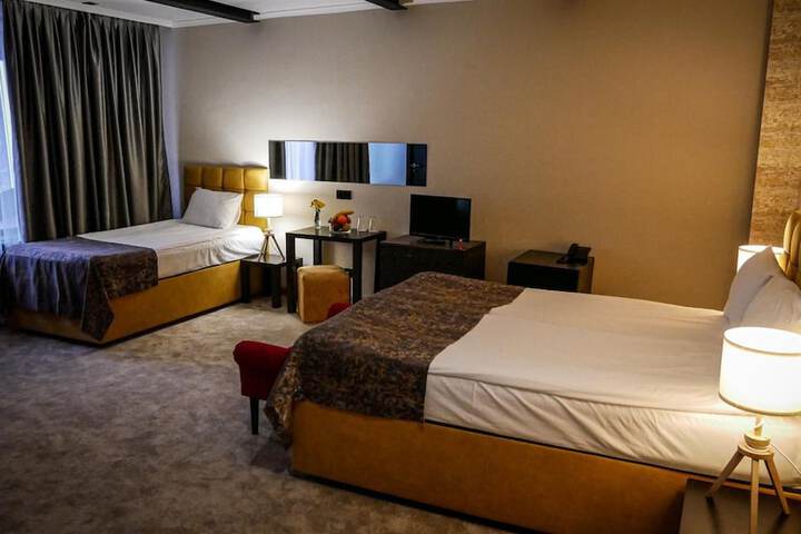 Room 18 of 44