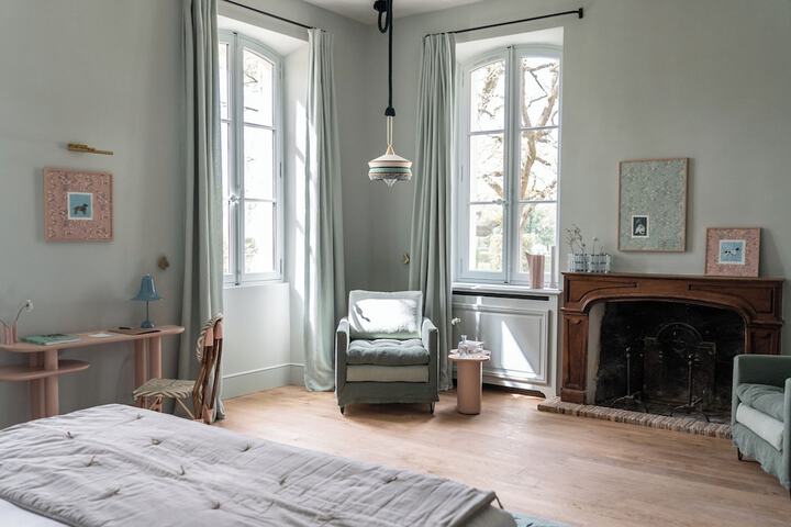 Room 18 of 40