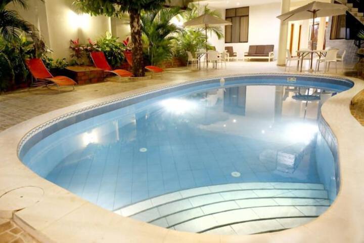 Pool 24 of 39
