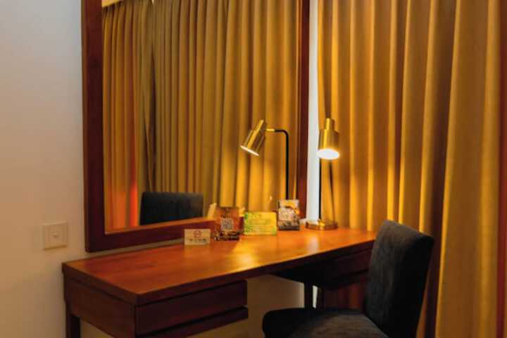 Room 44 of 162