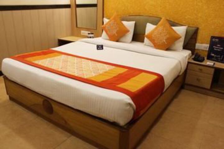 Room 15 of 26