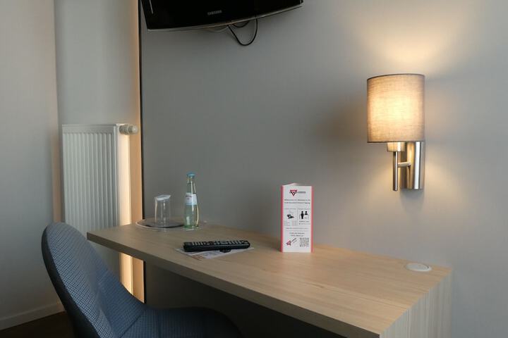 Room 13 of 45