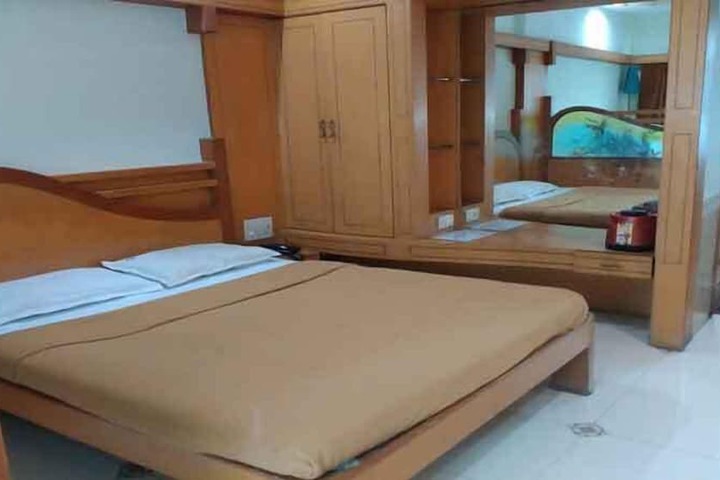 Room 33 of 57