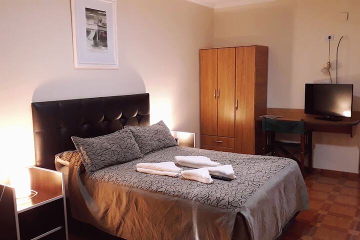 Room 4 of 14