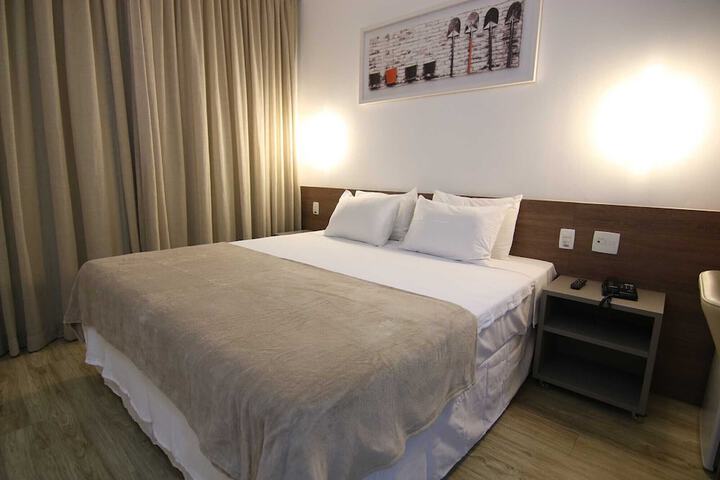 Room 12 of 79