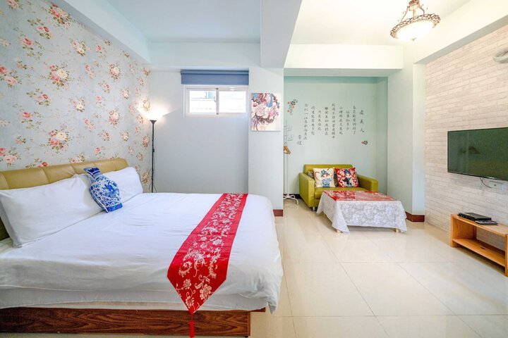 Room 9 of 59