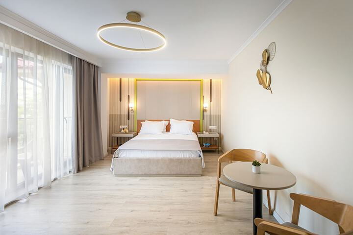 Room 15 of 63