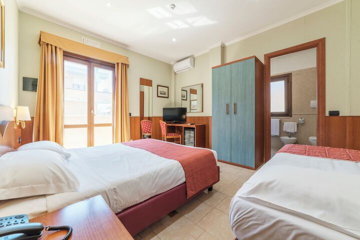 Room 20 of 71