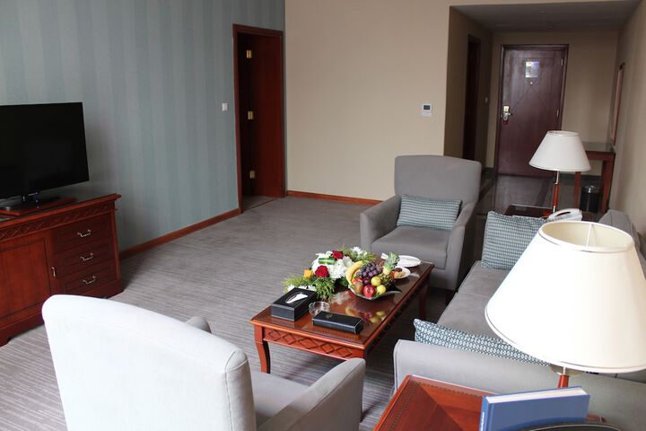 Room 54 of 132
