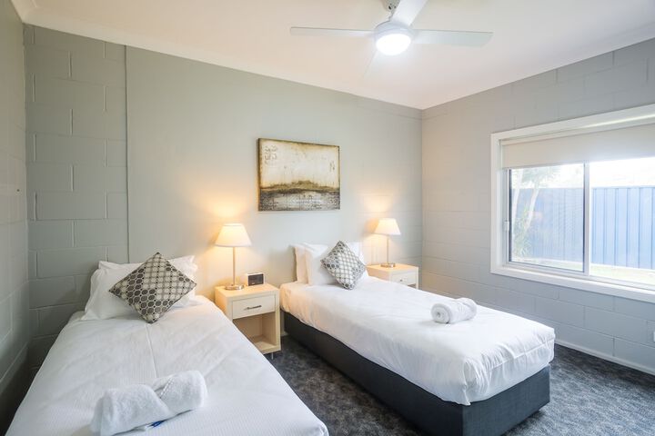 Room 4 of 57