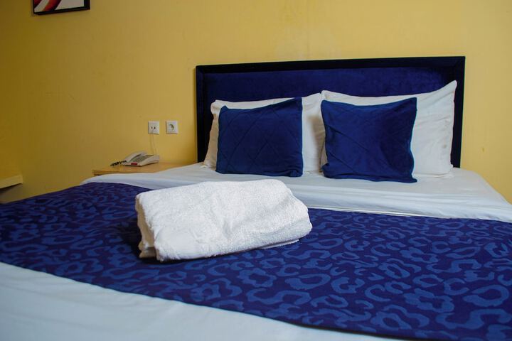 Room 14 of 151