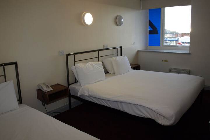 Room 132 of 236