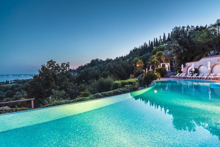 Pools & Facilities