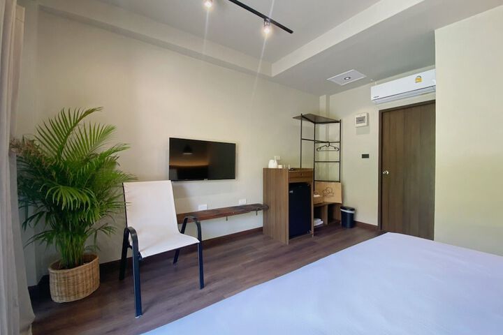 Room 36 of 94