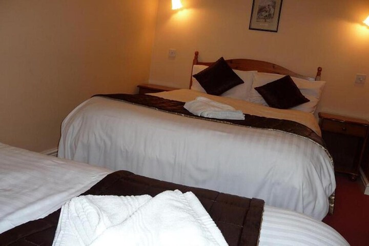 Room 13 of 24