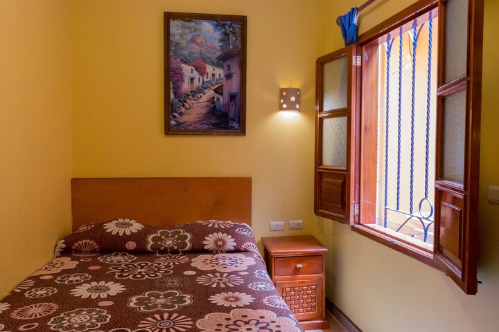 Room 7 of 50