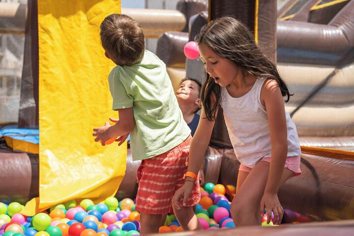 Childrens Activities 83 of 126