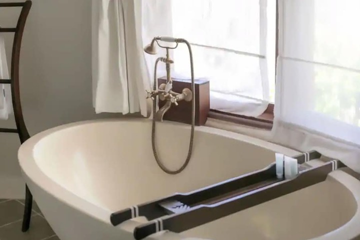 Bath Photo