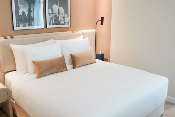 Room 44 of 91