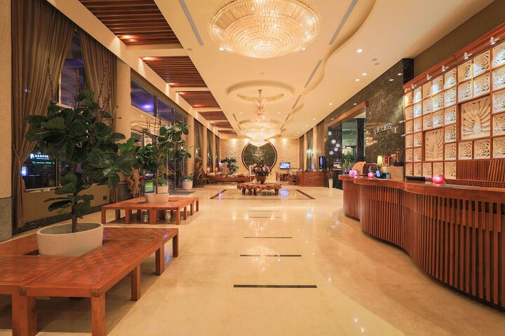 Hotel Interior 3 of 37