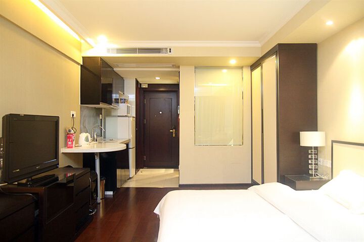 Room 17 of 45
