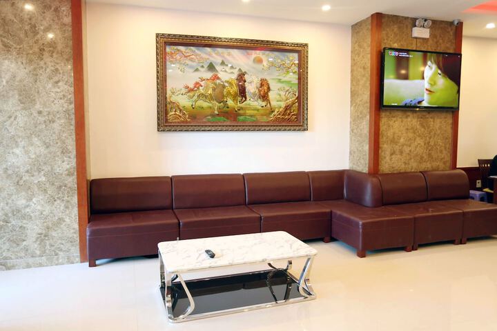 Hotel Interior 4 of 64