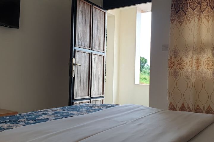 Room 34 of 70