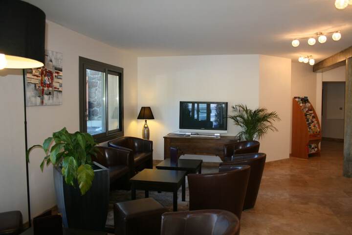 Hotel Lobby