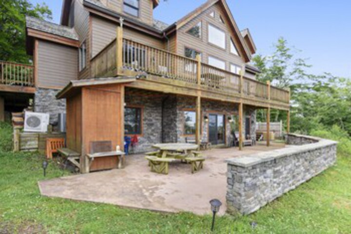 Terrace/Patio 72 of 79