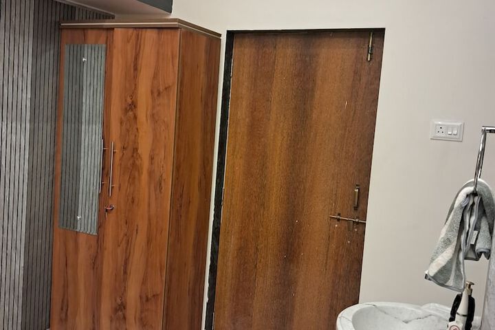 Room 2 of 26