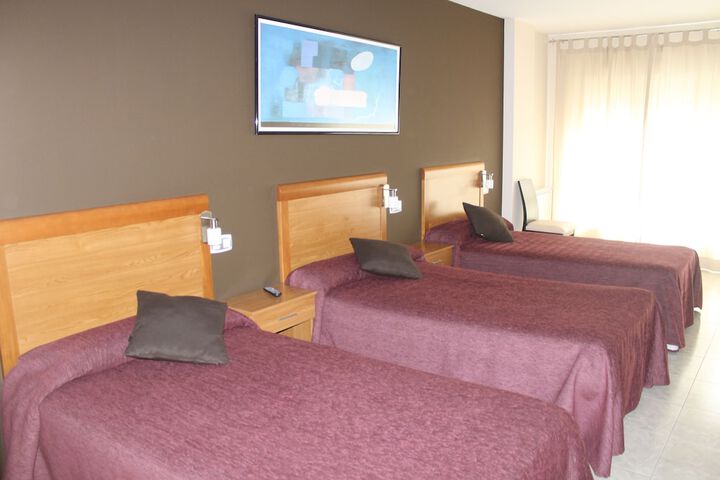 Room 10 of 43