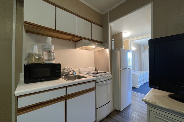 Private kitchenette