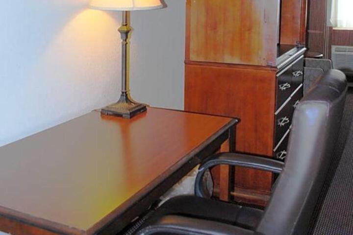 Photo 8