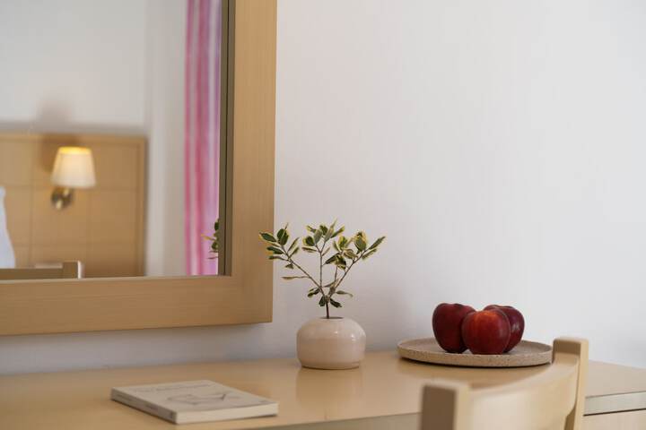 Room 26 of 82