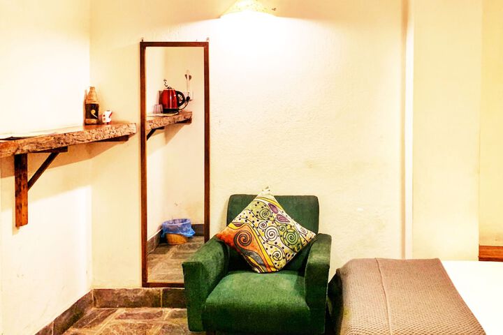 Room 14 of 91