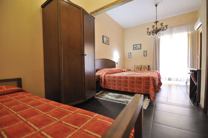 Room 27 of 55