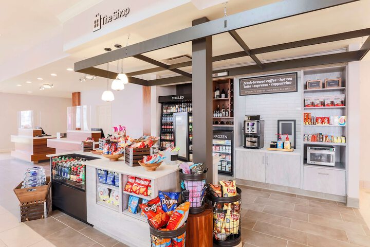 Snack bar