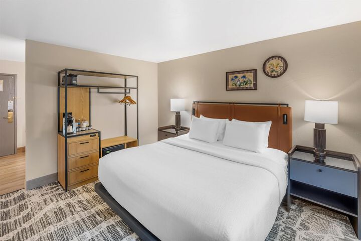 Room 46 of 95