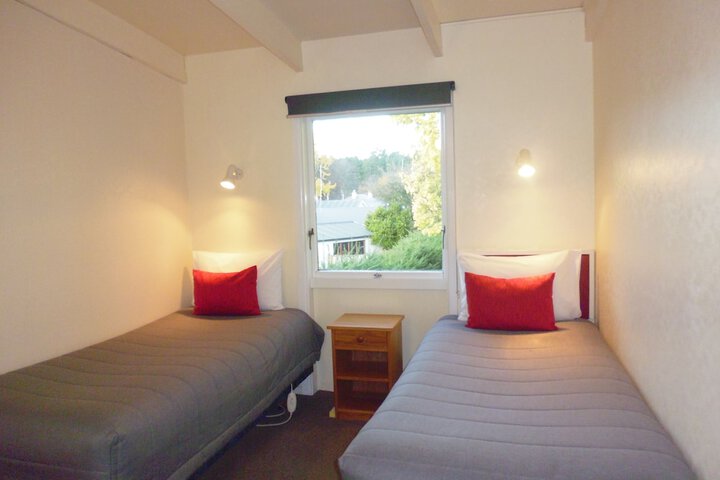 Room 13 of 42