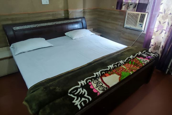 Room 19 of 69