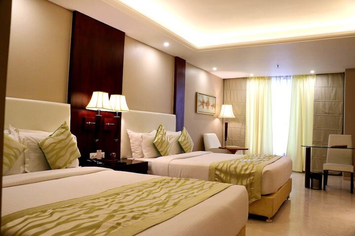 Room 2 of 6