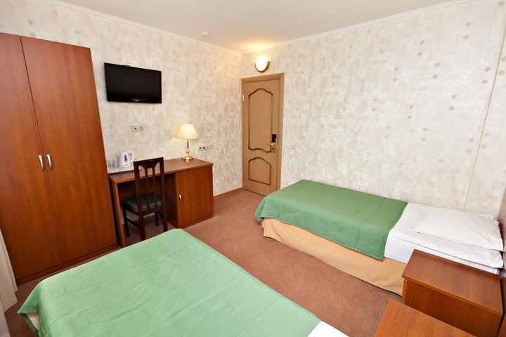 Room 6 of 52