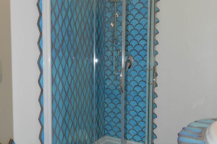 Room 45 of 108