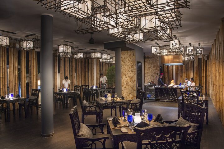 Dining 95 of 127