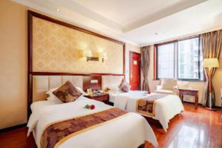 Room 21 of 23