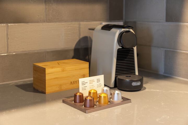 Breakfast/Coffee Service 76 of 111