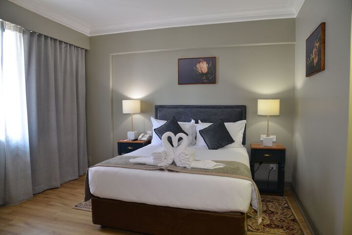 Room 6 of 42
