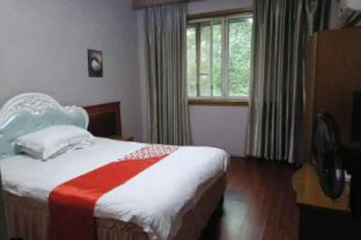 Room 7 of 7