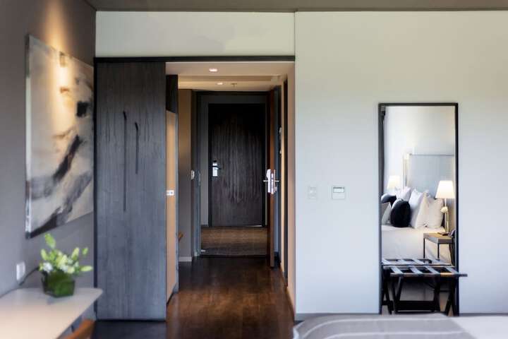 Room 7 of 49