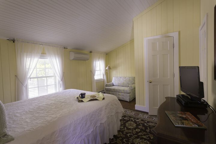 Room 30 of 48